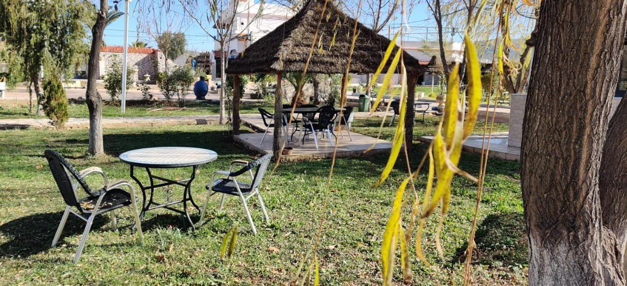 Le Vallon Vert - Club Equestre Azrou Buitenkant foto