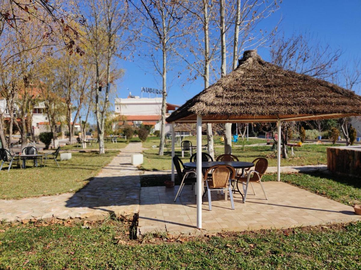 Le Vallon Vert - Club Equestre Azrou Buitenkant foto